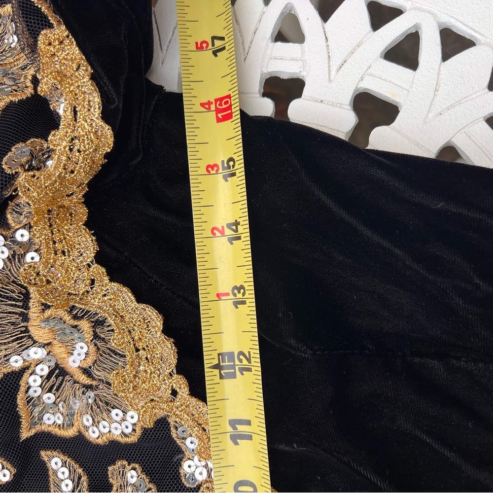 Jessica McClintock Black Jacket with Gold Embroidery size 6 - Picture 9 of 15